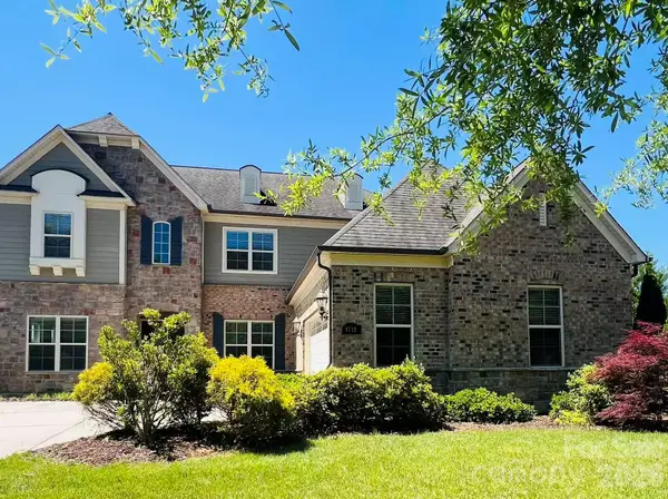 1719 Emory Oak Drive, Charlotte, NC 28270
