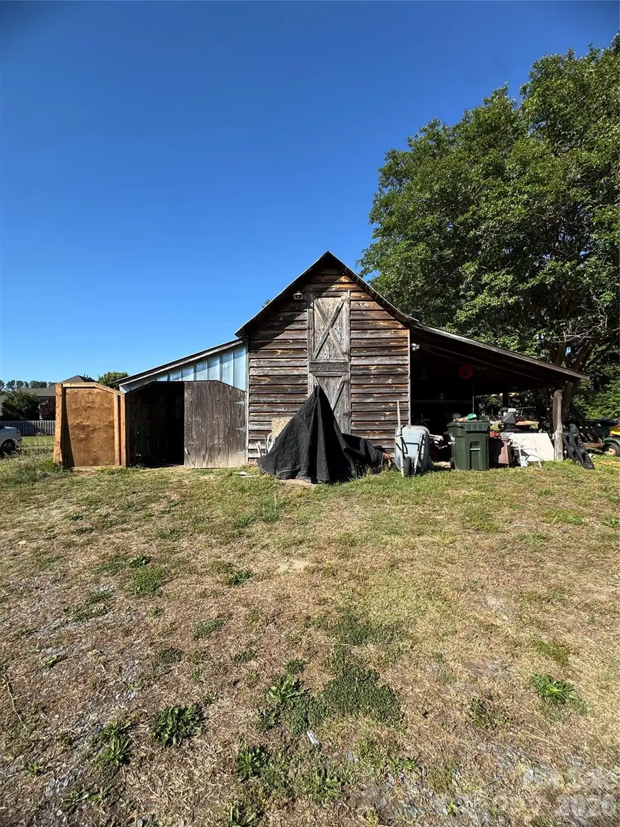 3227 Pleasant Plains Road, Matthews, NC 28105 - #3