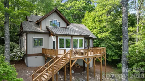 48 Bearfoot Lane, Highlands, NC 28741