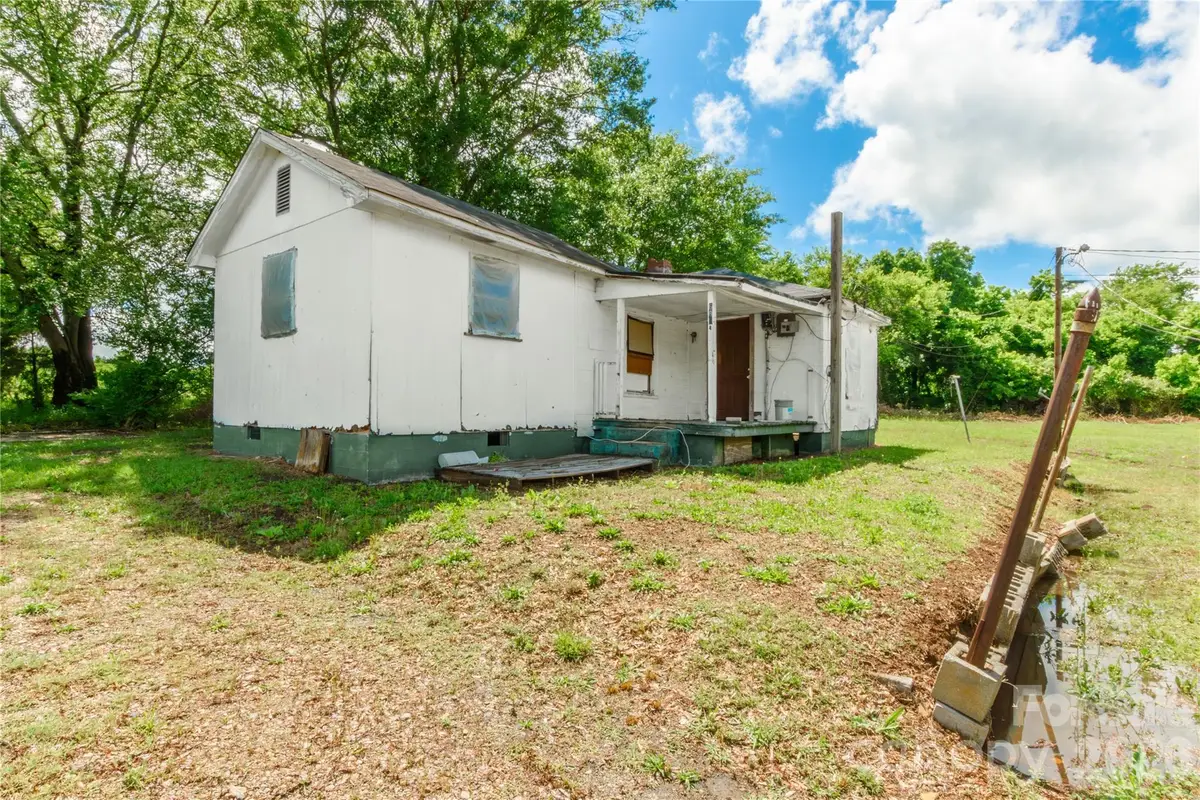 689c Pinckney Road, Chester, SC 29706 - #1