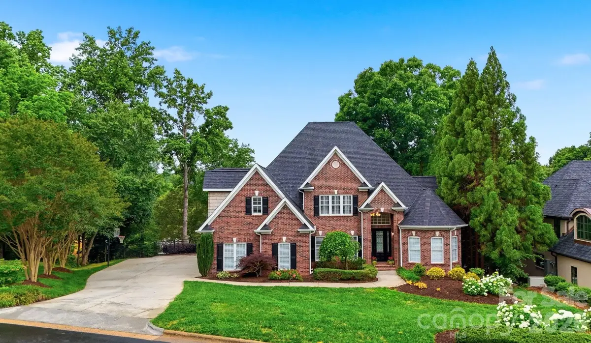 151 43rd Avenue Drive Nw, Hickory, NC 28601 - #1
