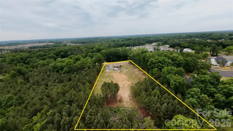 421 E Passaic Street, Peachland, NC 28133 - #2