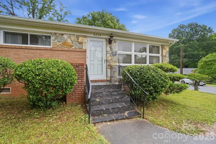 6239 Netherwood Drive, Charlotte, NC 28210 - #3