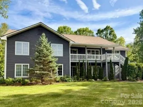 152 Skyview Circle, Asheville, NC 28804