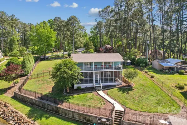 49571 Blackberry Road, Norwood, NC 28128