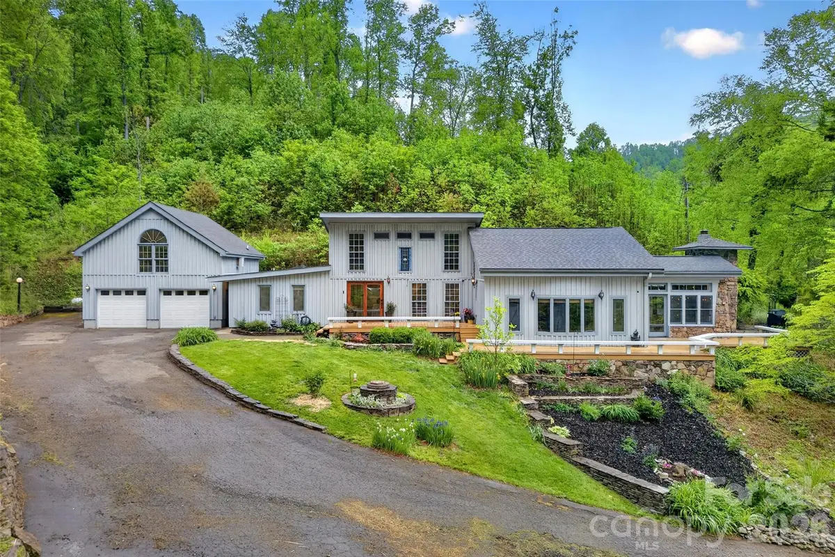 3068 S 226 Highway, Bakersville, NC 28705 - #1