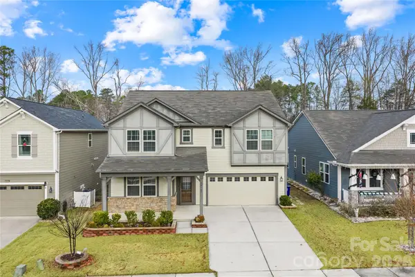 14107 Magnolia Walk Drive, Huntersville, NC 28078