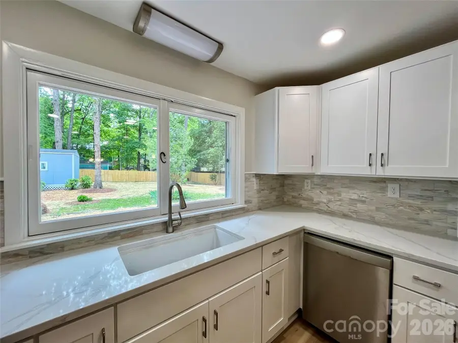 6018 Donegal Drive, Charlotte, NC 28212 - #2