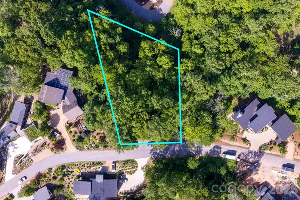 17 Tulip Poplar Trail #30, Asheville, NC 28804