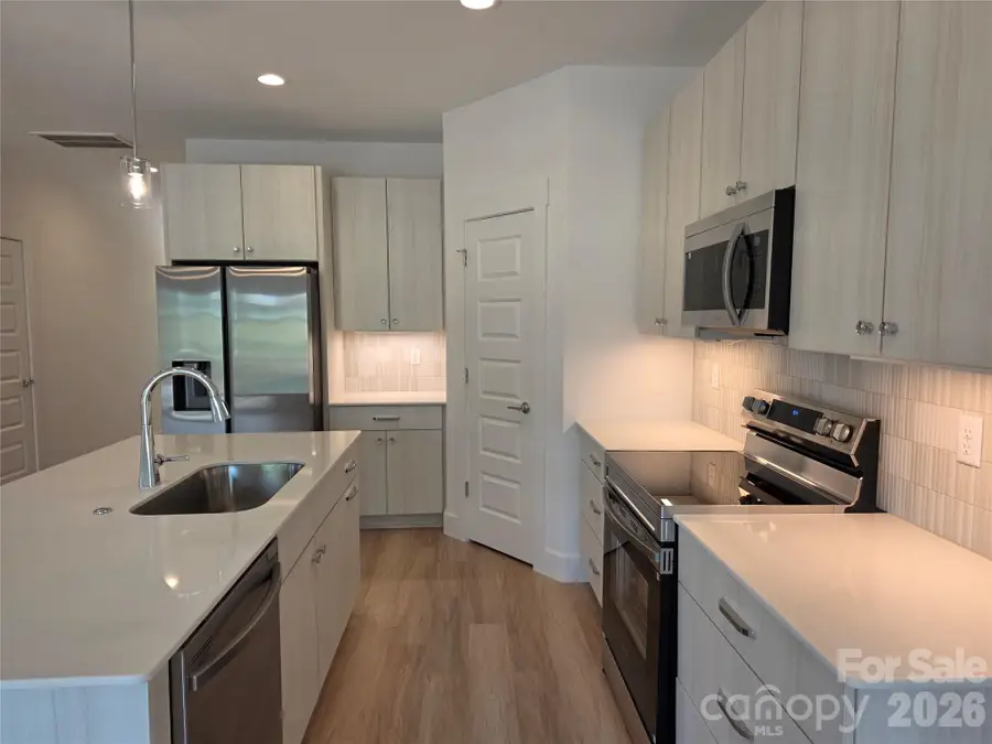 13 Bolton Street #7, Asheville, NC 28806 - #3