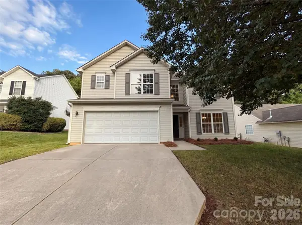 2779 Island Point Drive Nw, Concord, NC 28027