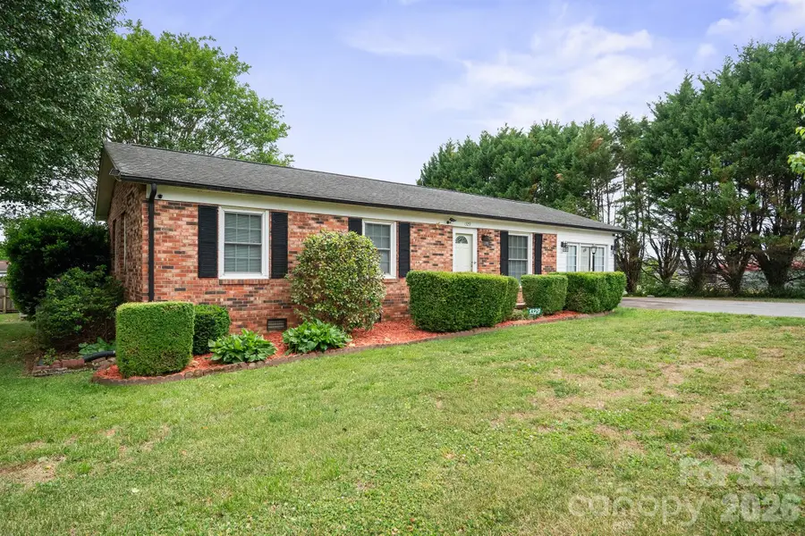 1329 Landsdowne Drive, Conover, NC 28613 - #3