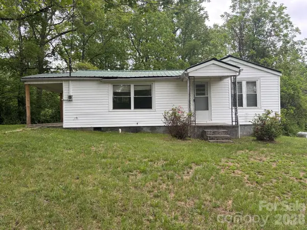162 Phillips Lane, Spruce Pine, NC 28777