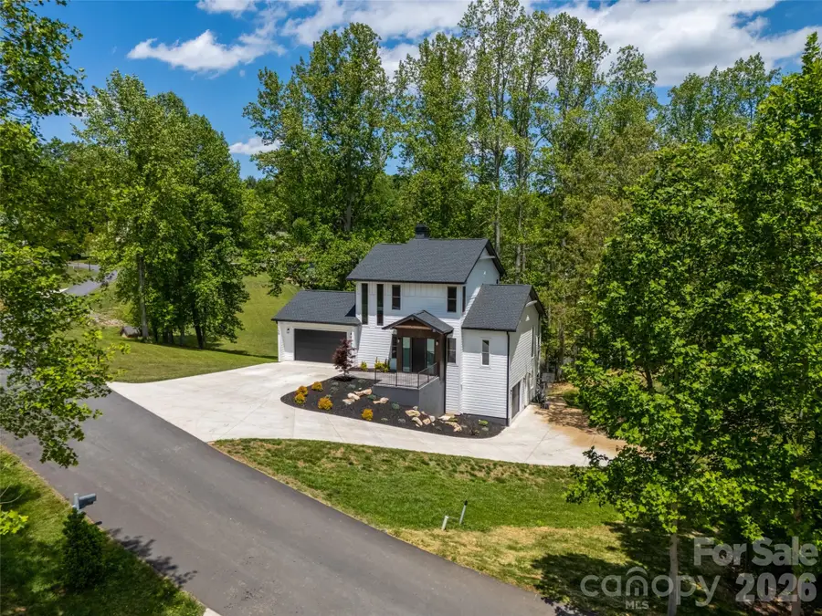24 Copper Mill Court, Candler, NC 28715 - #3