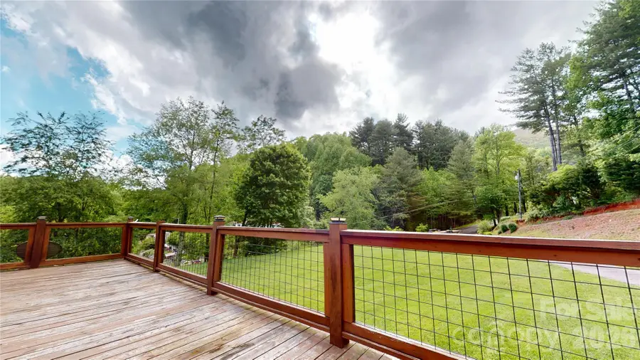 10 Betty's Drive, Waynesville, NC 28786 - #3