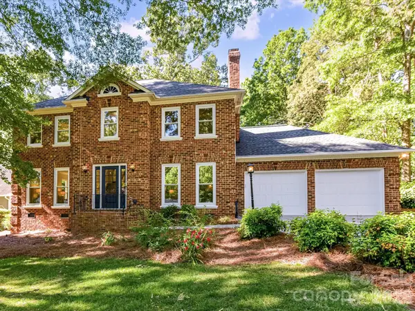 9912 Hanover Hollow Drive, Charlotte, NC 28210