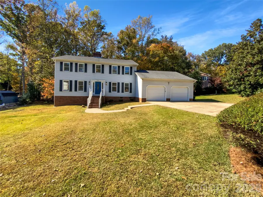 561 Briarwood Lane, Lancaster, SC 29720 - #2