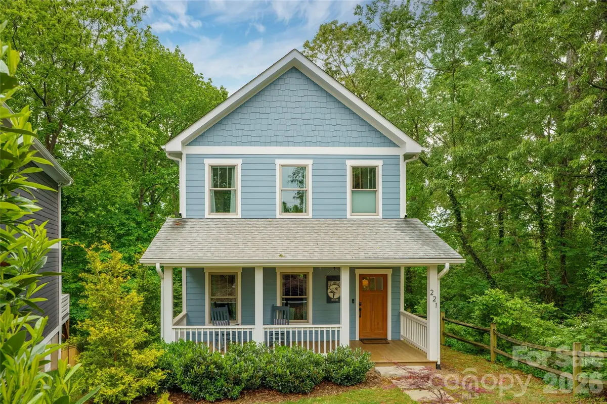 221 Courtland Place, Asheville, NC 28801 - #1