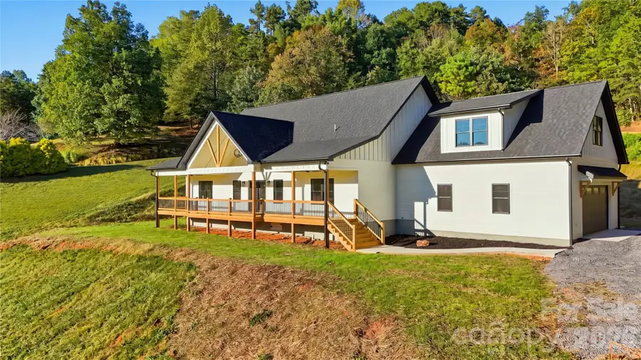 431 Tahlfield Road, Sylva, NC 28779 - #2
