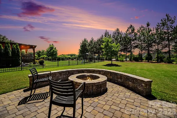 3100 Winged Teal Court, Belmont, NC 28012