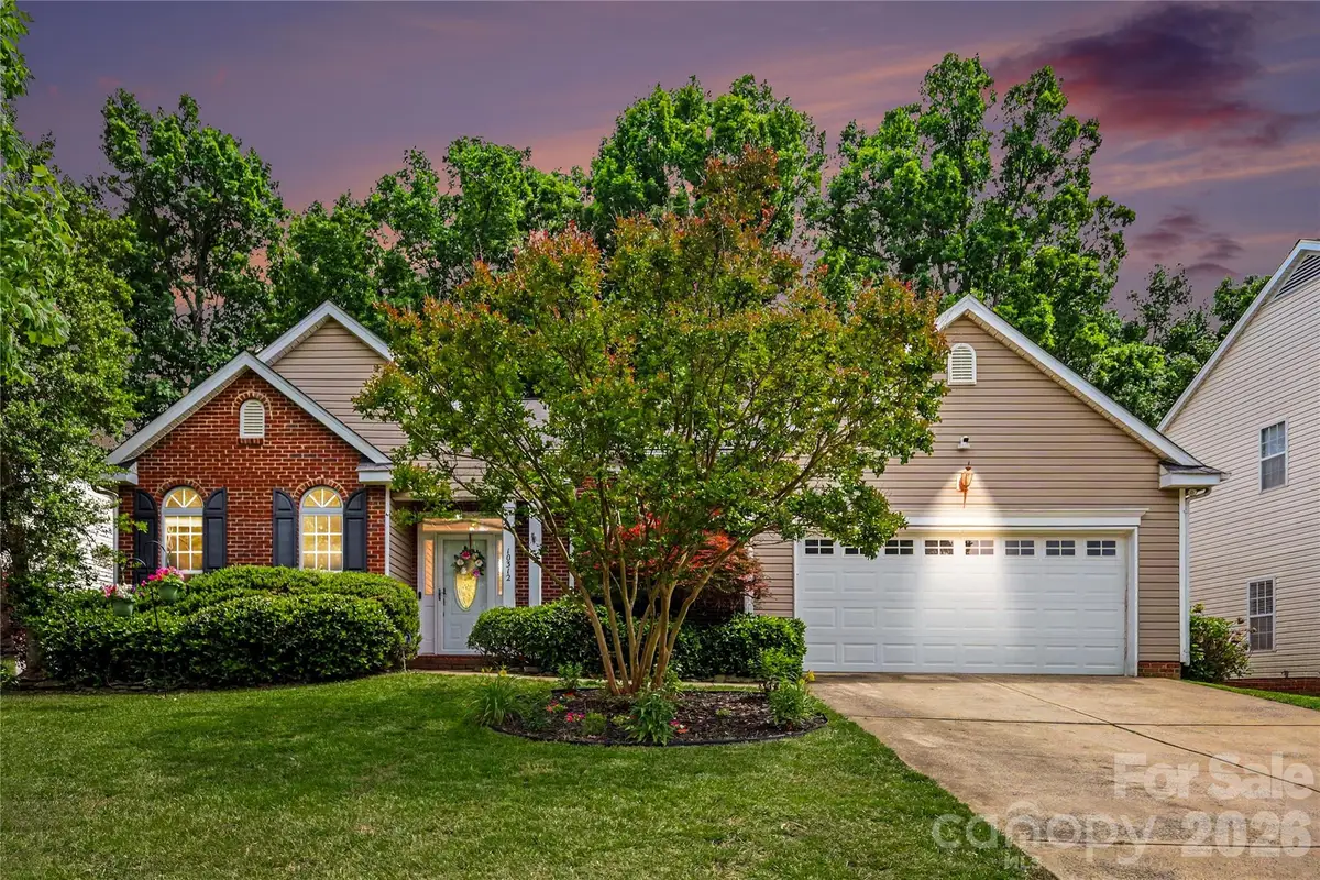 10312 Fairbourne Court, Charlotte, NC 28269 - #1