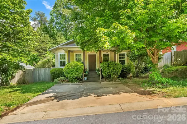 5 Springmill Drive, Asheville, NC 28806