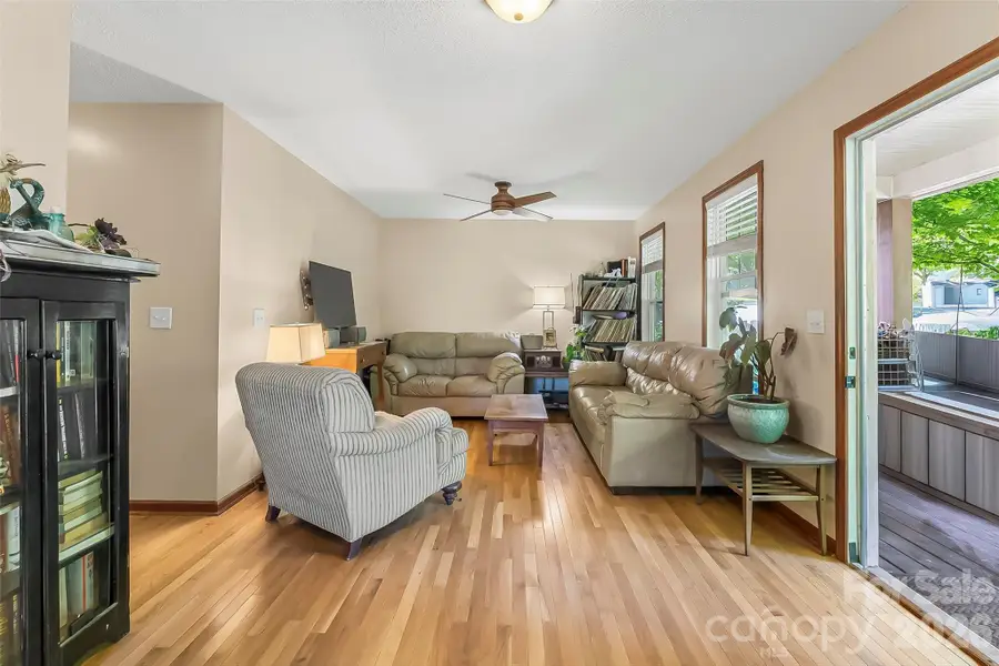 5 Springmill Drive, Asheville, NC 28806 - #2