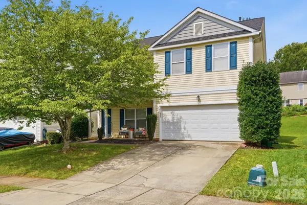 8619 Earthenware Drive, Charlotte, NC 28269