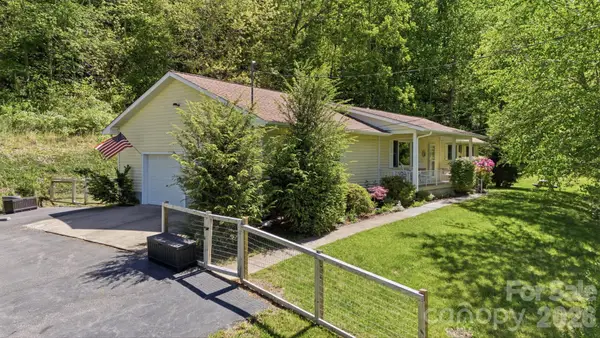 753 Bolens Creek Road, Burnsville, NC 28714