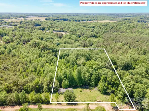 435 Wal Hollow Lane, Mooresville, NC 28115
