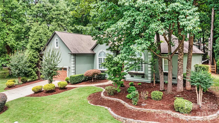 5028 Foxbriar Trail, Charlotte, NC 28269 - #2