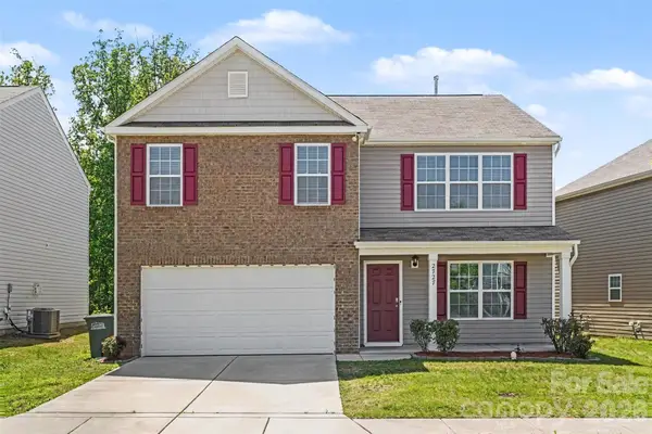 2727 Waybrook Drive, Dallas, NC 28034