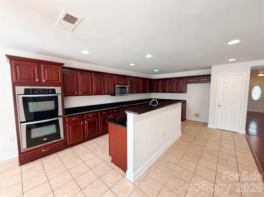 10016 Markus Drive, Charlotte, NC 28227 - #2