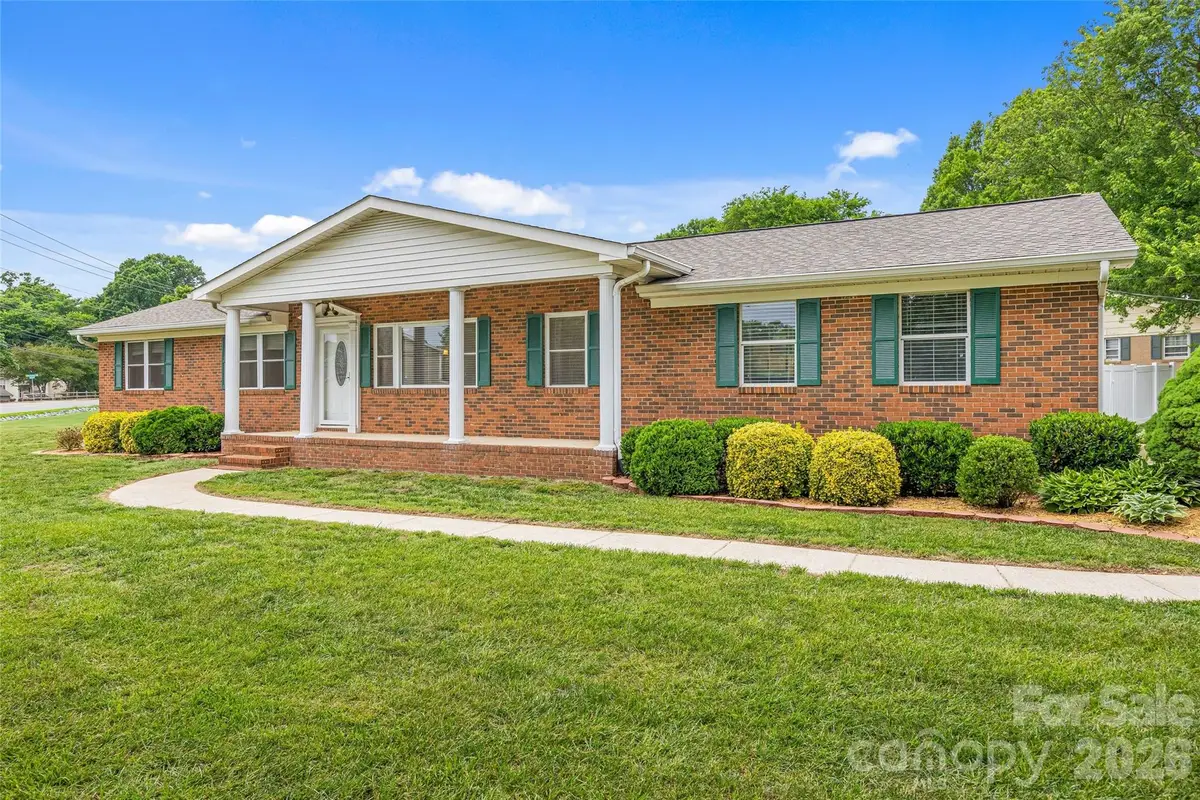 2430 Old Cedarwood Drive Nw, Concord, NC 28027 - #1