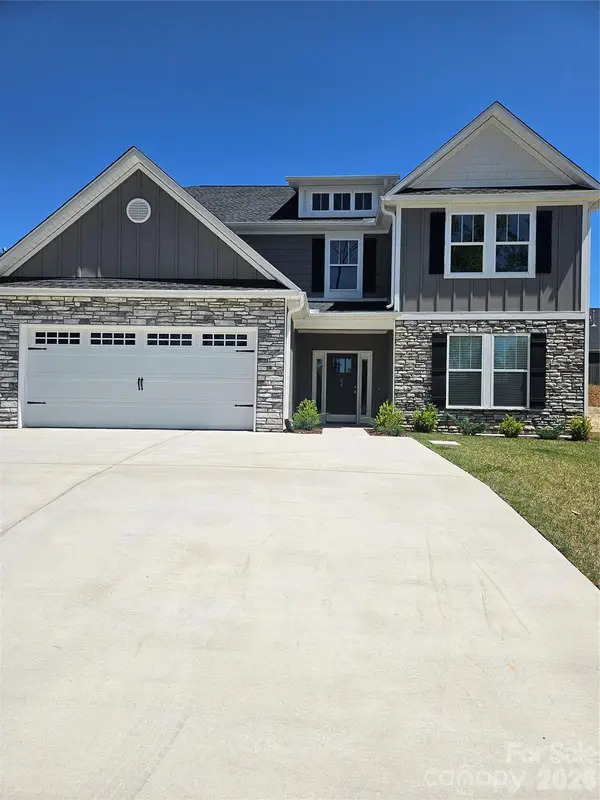 66 Orwell Drive, Fletcher, NC 28732