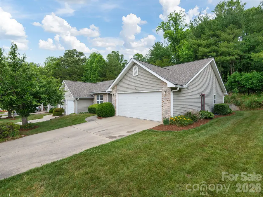 88 Wiltshire Circle, Fletcher, NC 28732 - #3