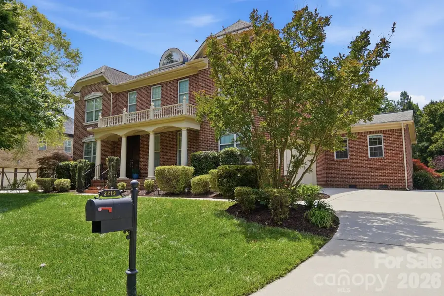 3219 Lakehurst Crossing, Matthews, NC 28104 - #3