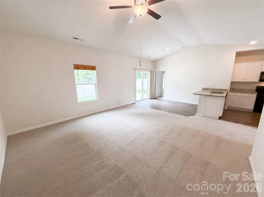 7336 Amberly Hills Road, Charlotte, NC 28215 - #3