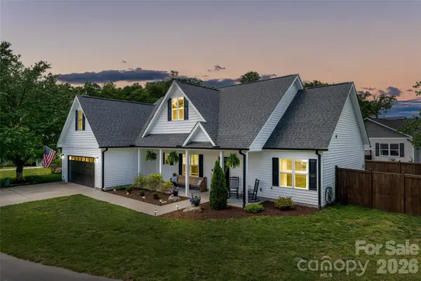 185 Springfield Meadow Drive, Etowah, NC 28729