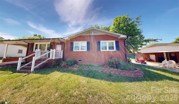 207 Starview Lane, Dallas, NC 28034