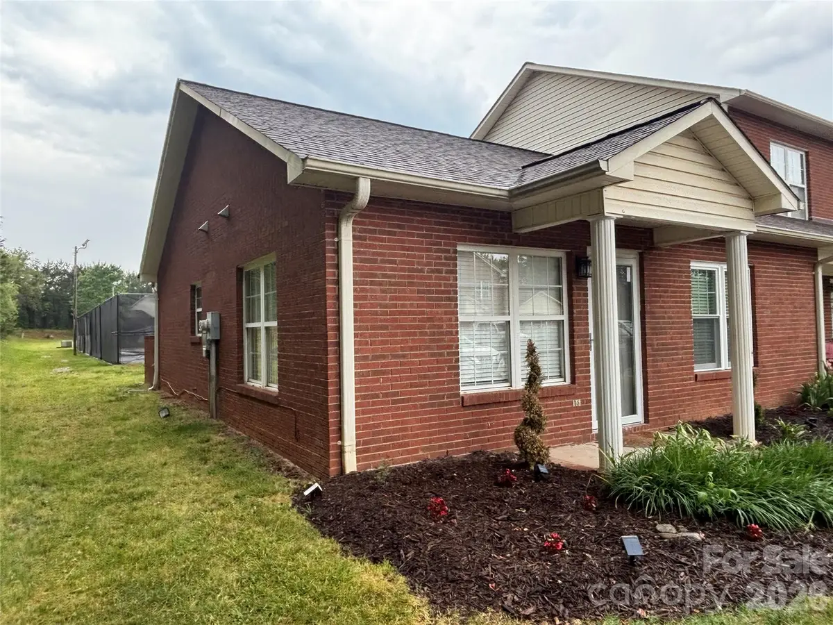 102 Brandywine Drive Ne #M1, Conover, NC 28613 - #1