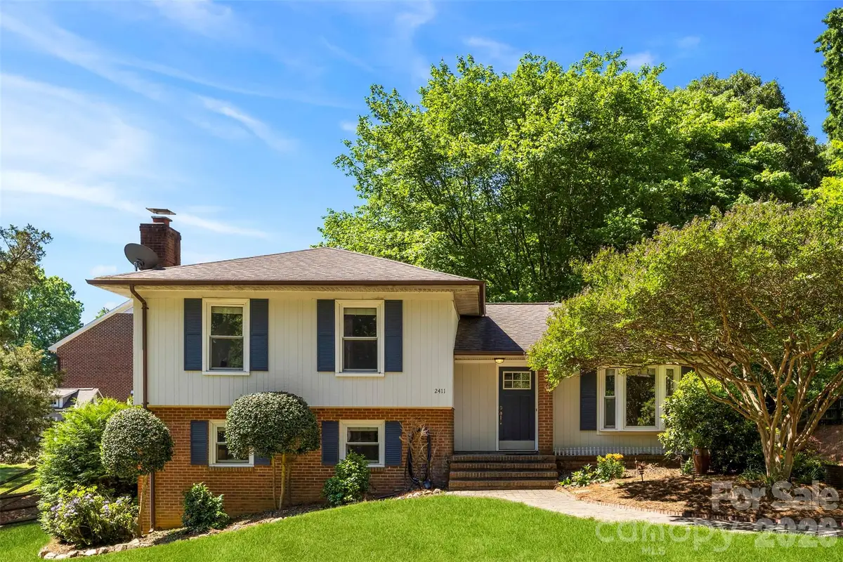 2411 Roundabout Lane, Charlotte, NC 28210 - #1