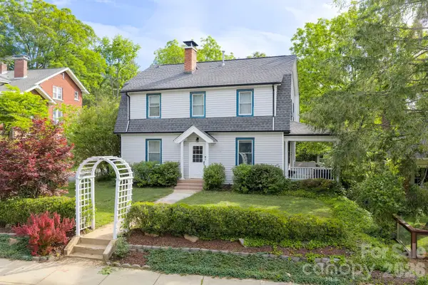 84 Forest Hill Drive, Asheville, NC 28803