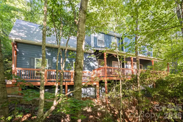 7 Timber Park Drive, Black Mountain, NC 28711