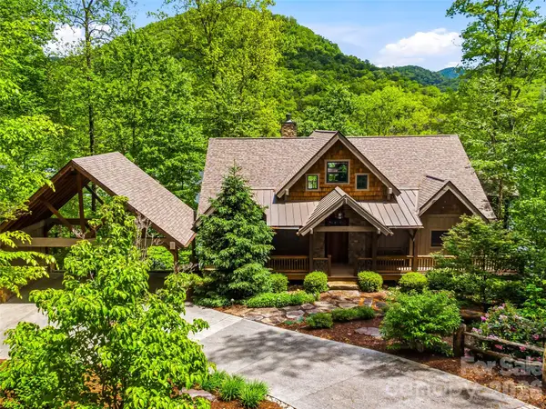 60 Shoreline Drive, Tuckasegee, NC 28783