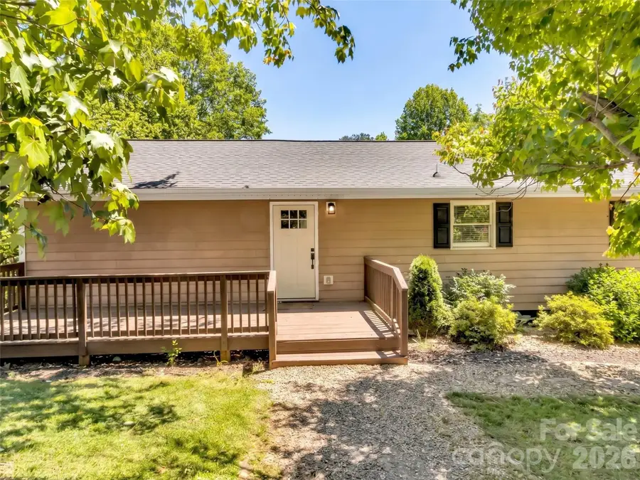 252 Oak Park Drive, Clyde, NC 28721 - #3