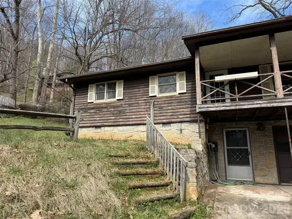 814 Mountain View Drive, Maggie Valley, NC 28751