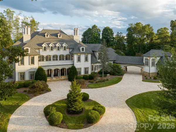 316 S Braeside Court, Asheville, NC 28803