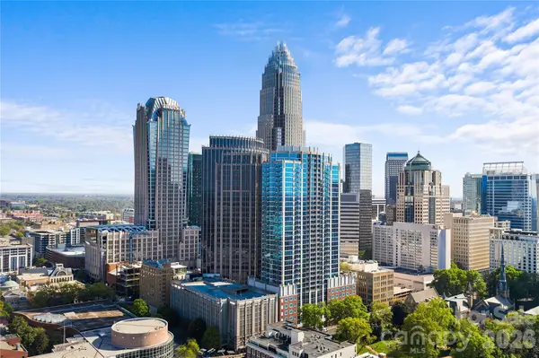 210 N Church Street #3007, Charlotte, NC 28202