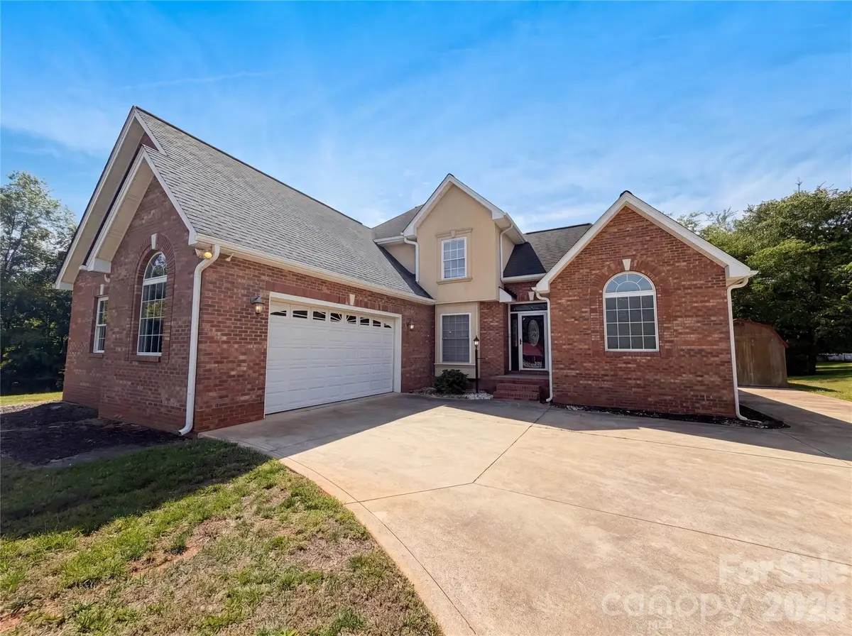 106 Woodfield Lane, Cherryville, NC 28021 - #1